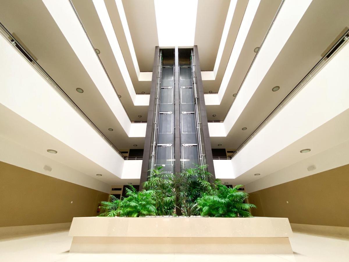 Luxury Condominium Apartment With Swimming Pool #1903 Lagos Exteriör bild